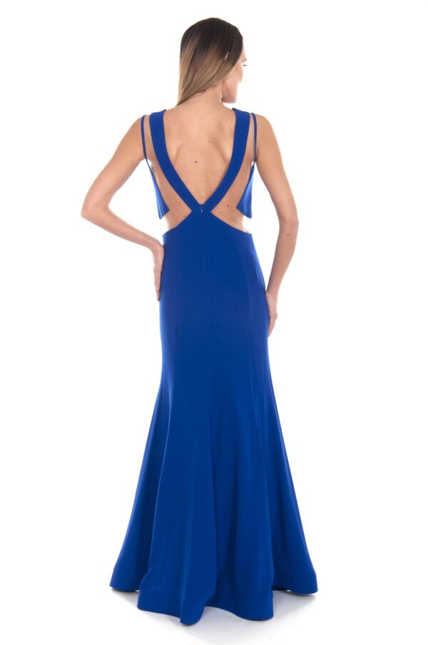 Maestría en Vestidos de Lujo - Image 4